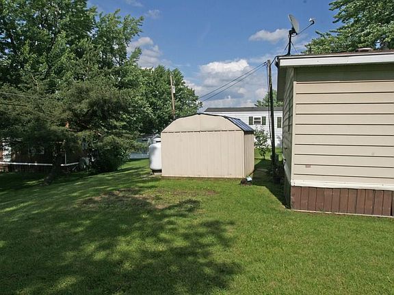 4th image of 25 Gaywood Dr