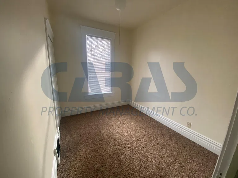 226-228 S 3rd St W — Photo 11