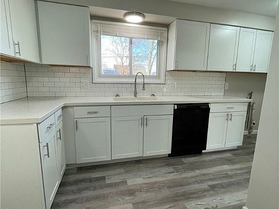 5th image of 2972 Prange Dr