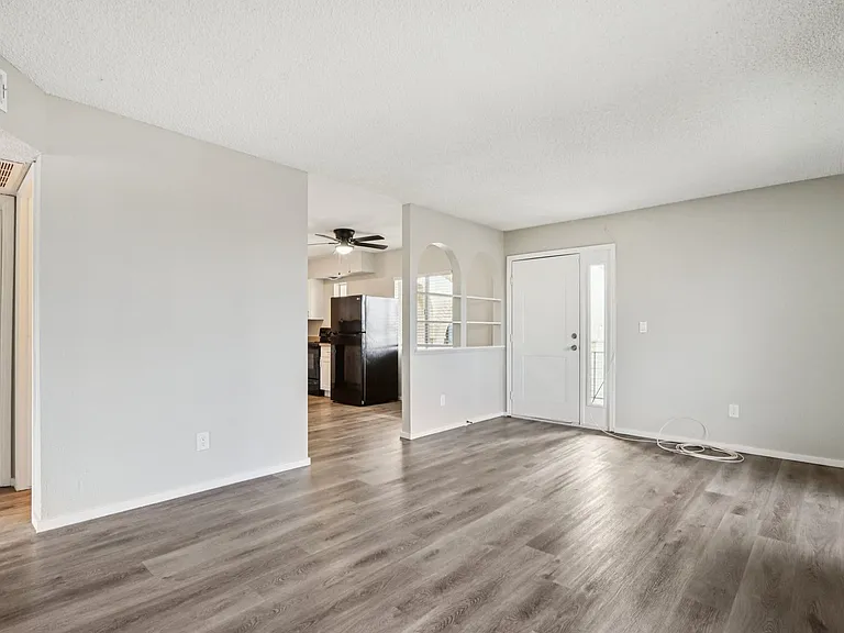 407 N Williams — Photo 40