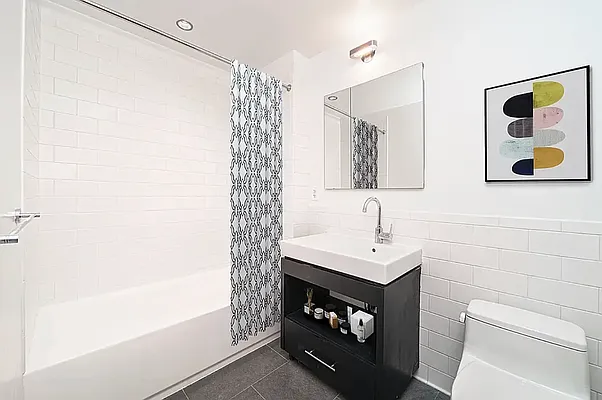 Rented by Platinum Properties | media 8