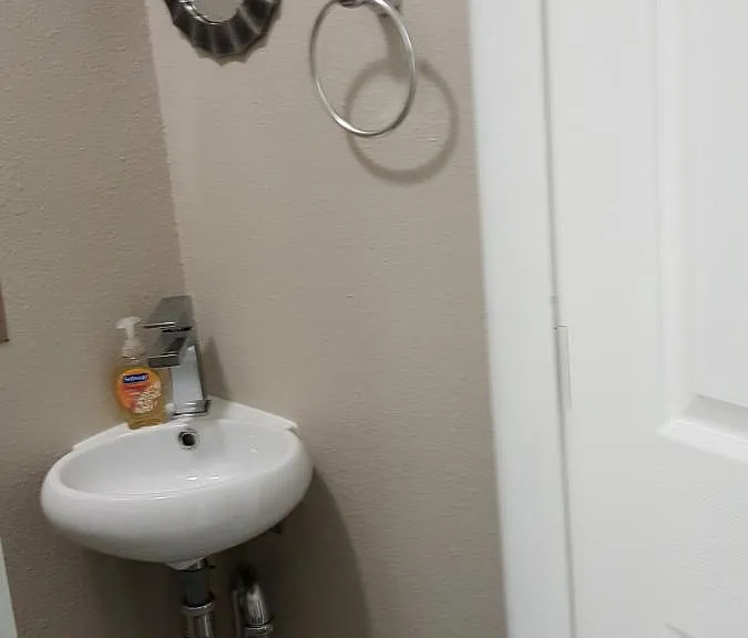 906 Sundown Dr — Photo 5