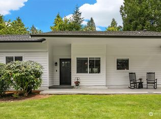 18208 E Spring Lake Dr SE, Renton, WA 98058