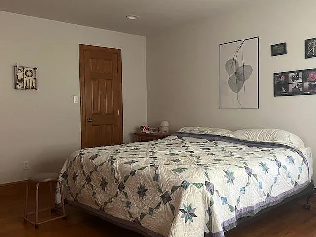 343 Governors Ln — Photo 20