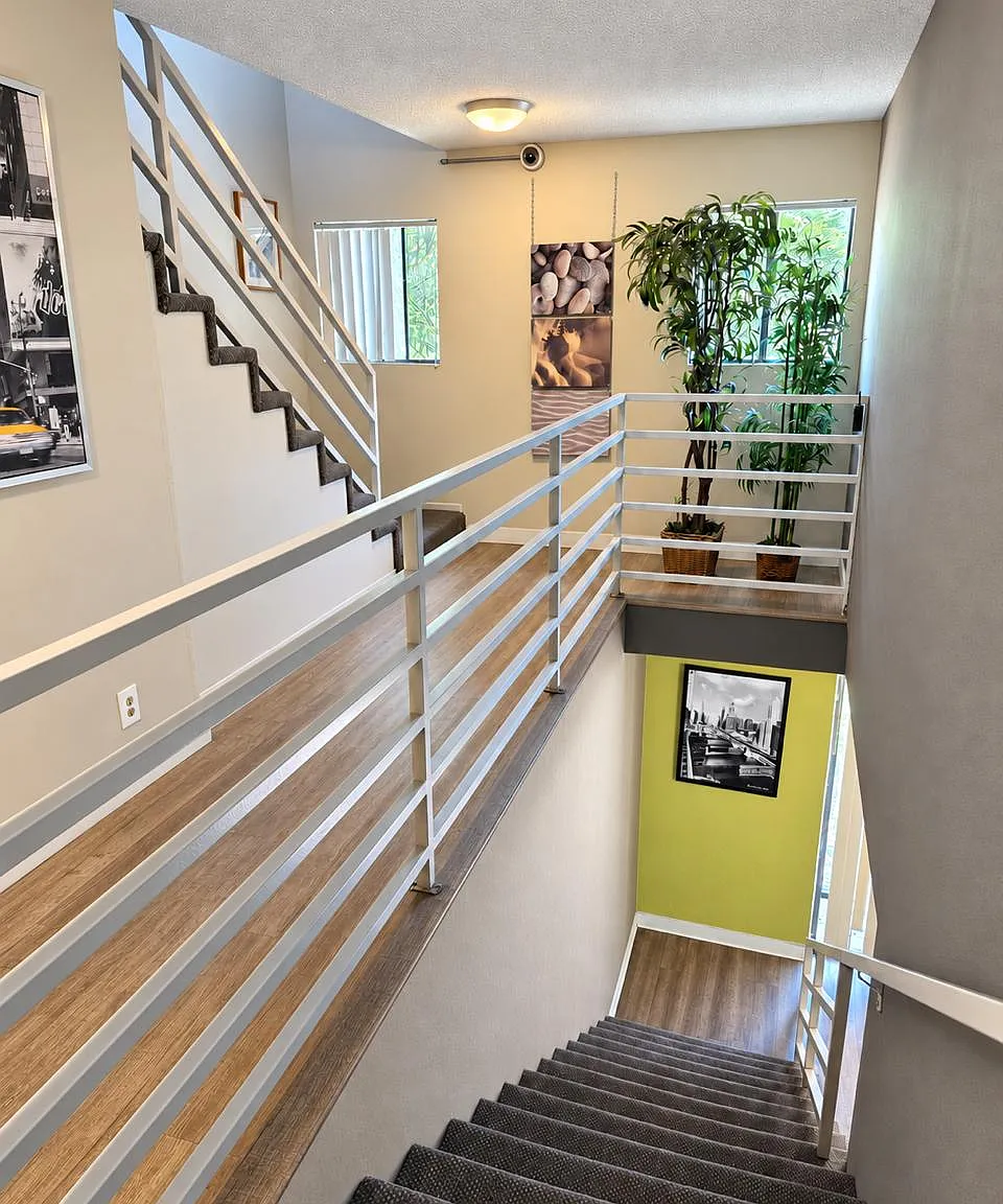 1 bed, 650 sqft, $1,965 — Photo 4