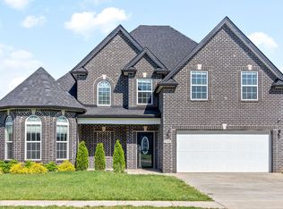 1516 Kestrel Dr, Clarksville, TN 37040