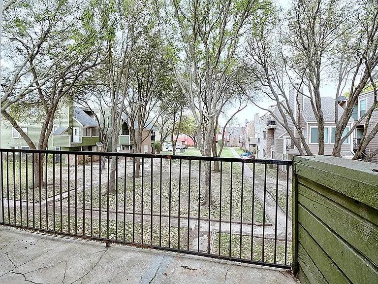 9831 Walnut St #209 — Photo 16