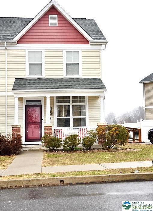 1st image of 203 E Court St