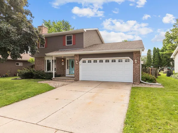 2261 Allerton Dr, Oshkosh, WI 54904