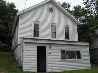 217 N Lincoln Ave, Aurora, IL 60505