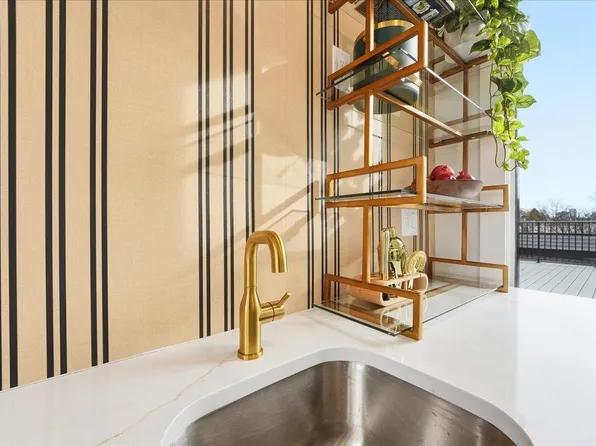 184 Central Avenue image 27 of 37