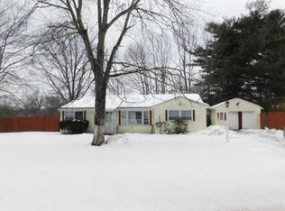 492 Gifford St, Springfield, MA 01118