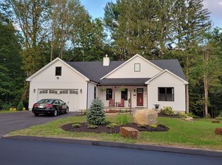 86 Park St, South Hadley, MA 01075