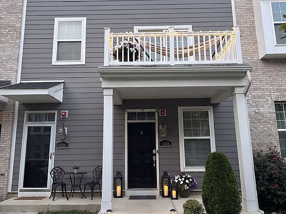 2nd image of 139A Easton St #A
