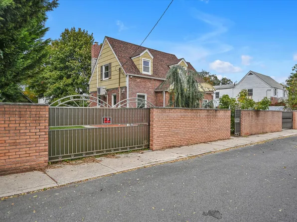 164-23 75th Road image 16 of 18