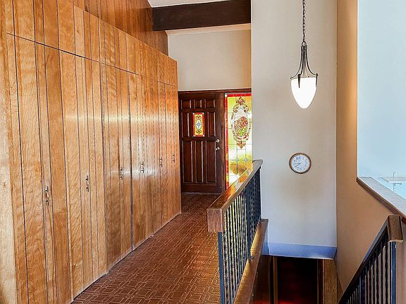 5th image of 208 S Hill Ave #208