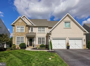 307 Bowyer Ln, Lititz, PA 17543