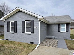 2583 Vonoa Dr, Radcliff, KY 40160