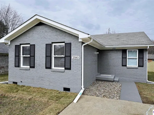 2583 Vonoa Dr, Radcliff, KY 40160