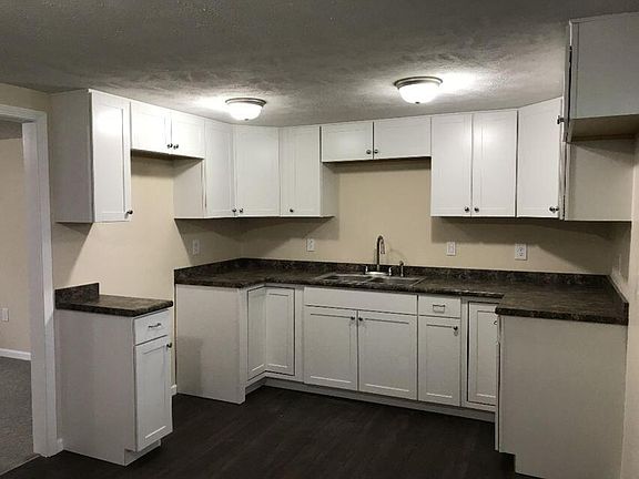 4th image of 104 Bennett Ave