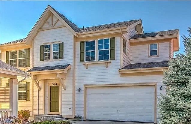 3848 Red Deer Trail