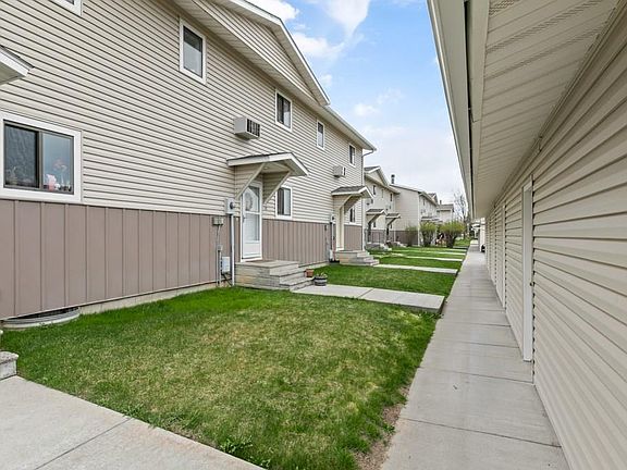 2nd image of 3285 Canyon Dr Unit 54