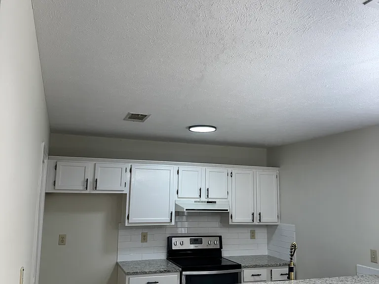 1416 Barnett Bend Cir — Photo 6