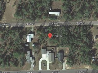 317 4th Way, Interlachen, FL 32148