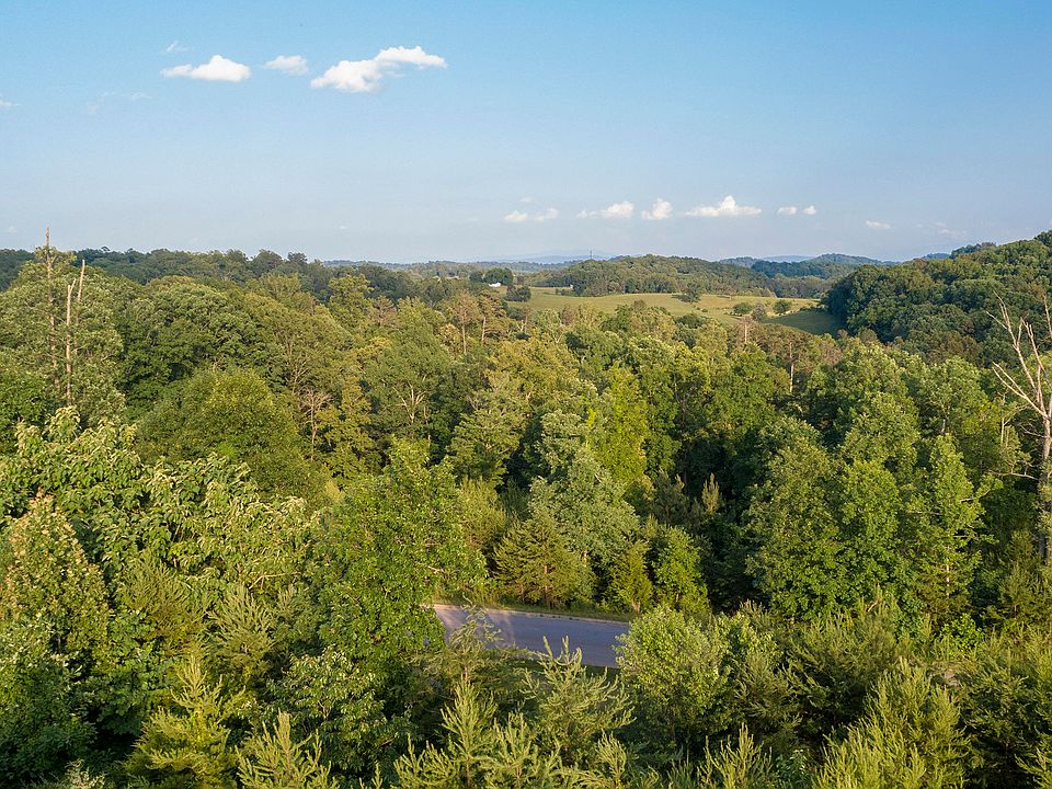 2nd image of 180 Red Hill Ln