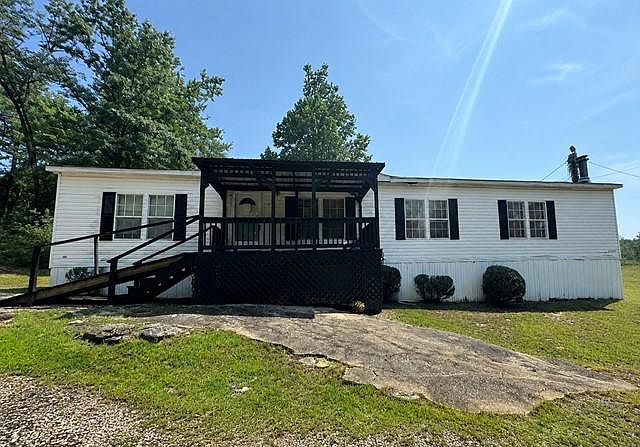 1st image of 225 Boyles Street E