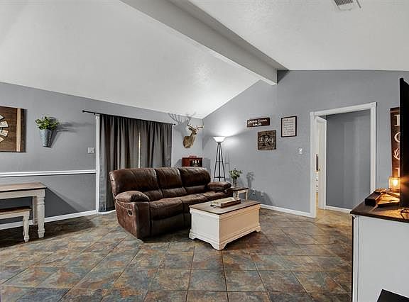 2nd image of 1300 Donley Dr