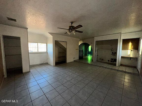 4th image of 3216 Beachcomber Dr