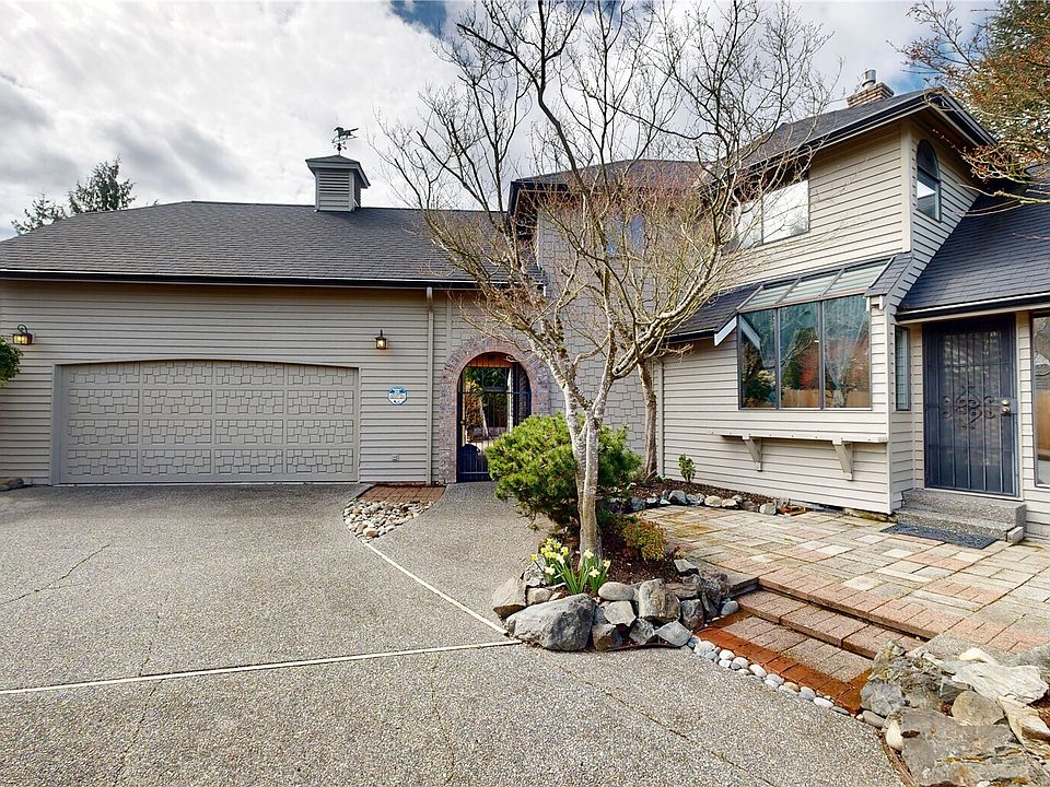 1st image of 627 N Waugh Road