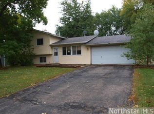 2128 Cliffhill Ln, Eagan, MN 55122