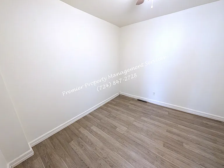 245 Merchant St — Photo 3