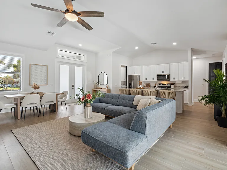 23080 W El Dorado Ave — Photo 9