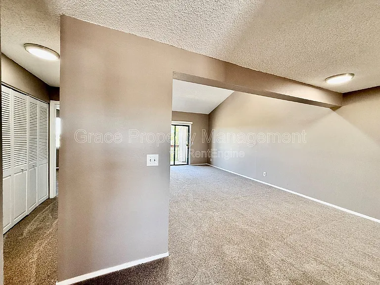 8635 Clay St #416 — Photo 4