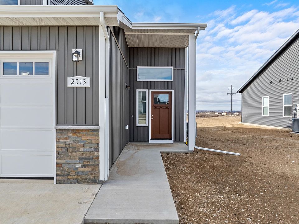 1st image of 2513 Granite Dr NW