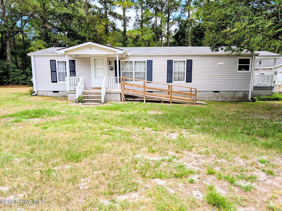 1st image of 35 Saddle Ridge Road