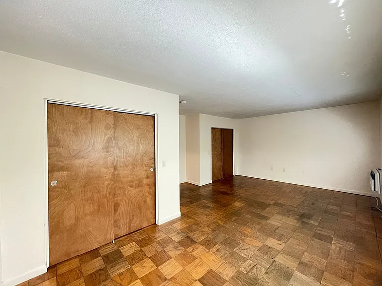128 Loudon Rd #25R — Photo 5