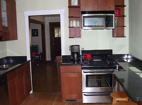 3rd image of 1196 E Browning Ave