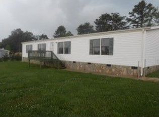 3849 Berry Creek Cir, Granite Falls, NC 28630