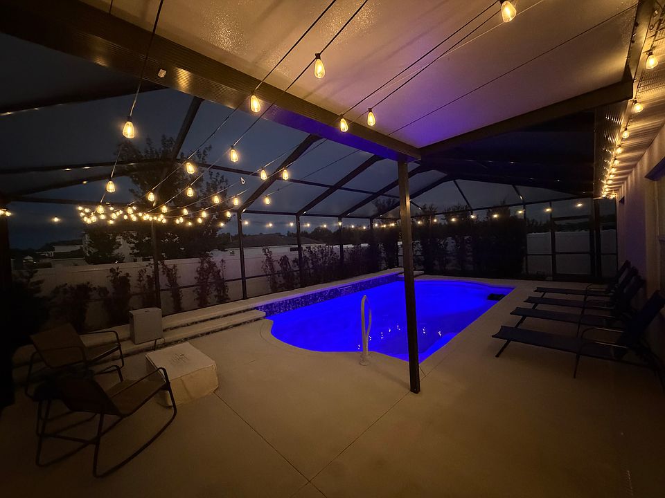 1st image of 456 Burnham Cir #1
