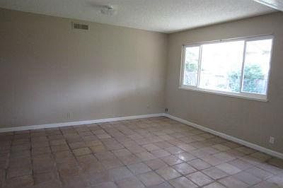 3rd image of 5420 Tangerine Ave