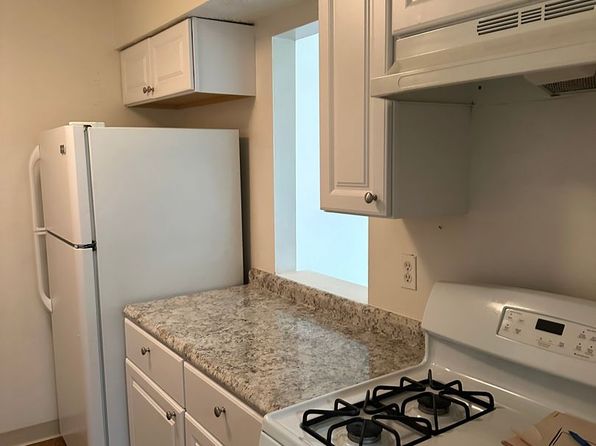 101 Lemans Dr #5