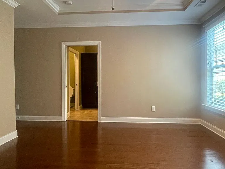 17725 Morehampton Ave — Photo 23