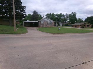 1725 W Spruce Ave, Duncan, OK 73533