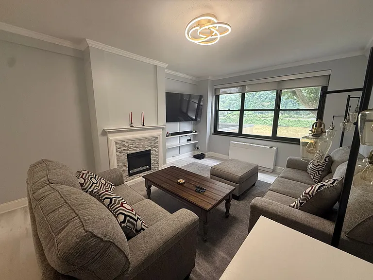 1108 Kanawha Blvd E #205 — Photo 8