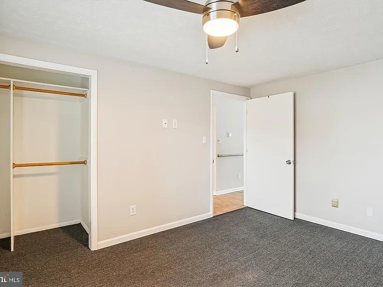3512 Old Crown Dr — Photo 17