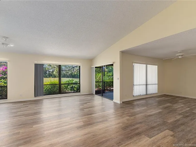 2621 SW Egret Pond Cir — Photo 4